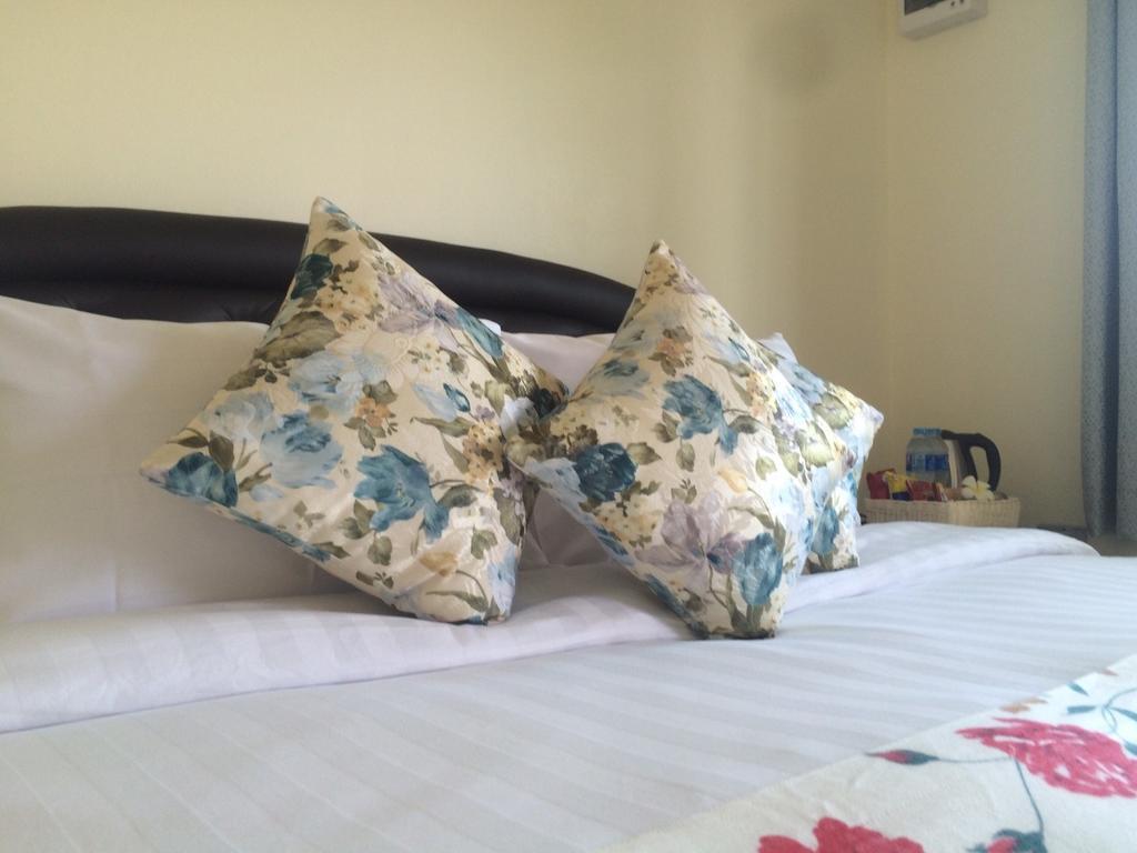 Apartmán Baan Kalaya Garden Ban Mai Exteriér fotografie