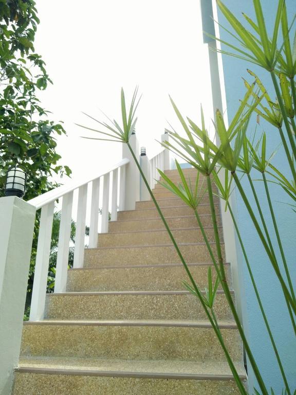 Apartmán Baan Kalaya Garden Ban Mai Exteriér fotografie