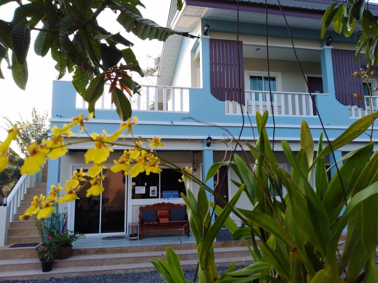 Apartmán Baan Kalaya Garden Ban Mai Exteriér fotografie
